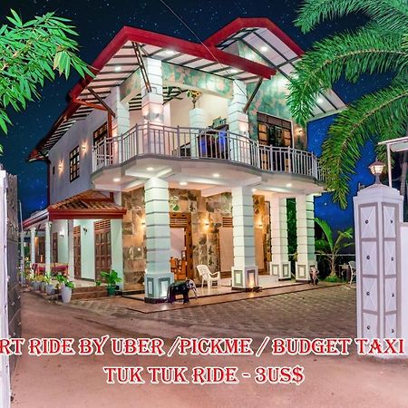House Of Richness 호텔 니곰보 외부 사진